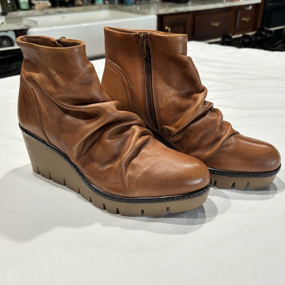 DIBA True NIFT TEE brown leather platform ankle boots women’s size 8.5